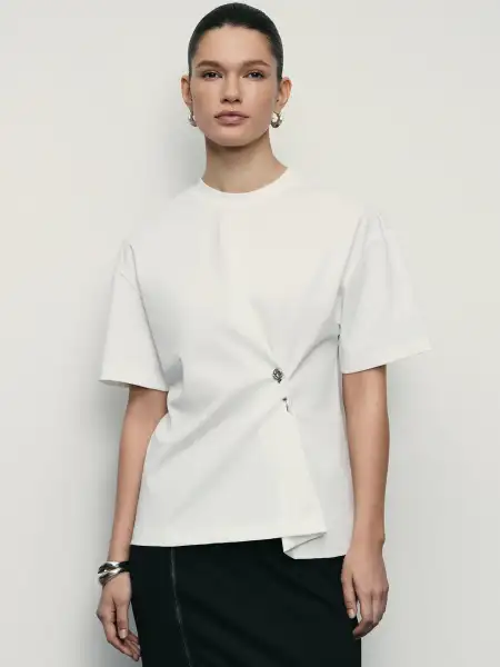 Футболка женская