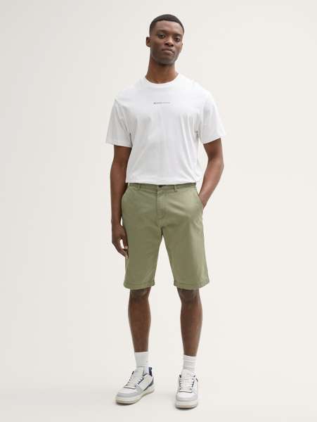 Базовые шорты Chino