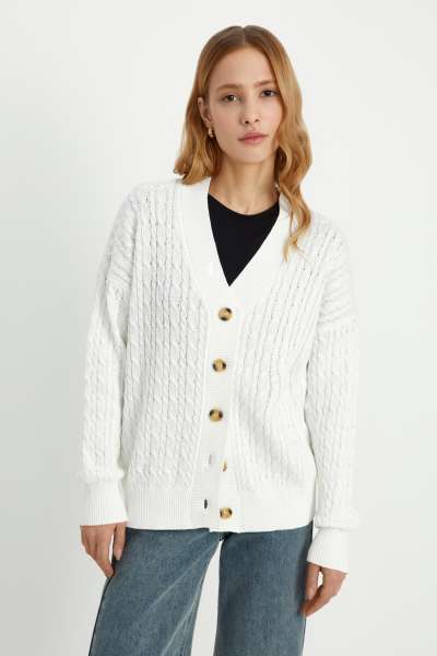 Кардиган с рельефным узором