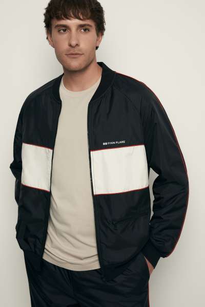 Олимпийка с контрастной отделкой из капсулы ретро