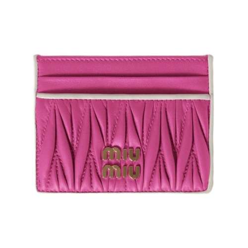 MIU MIU Matelassé Овечья кожа Картхолдер Женский Розовый Красный и Белый