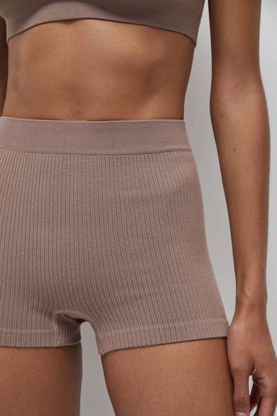 Шорты с высокой посадкой в рубчик