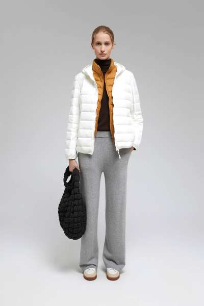 Стеганый пуховик с натуральным пухом