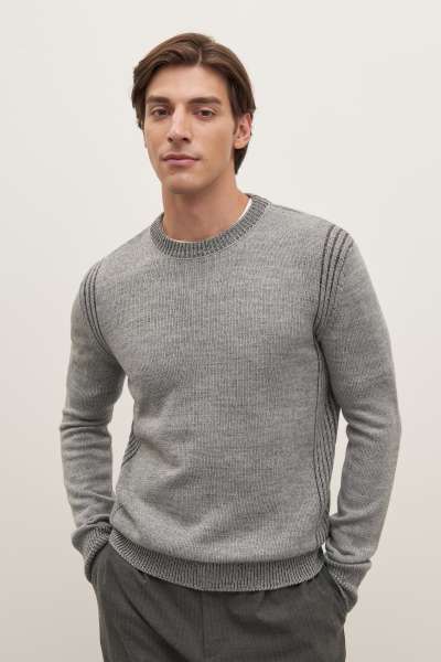 Джемпер прямого силуэта с шерстью